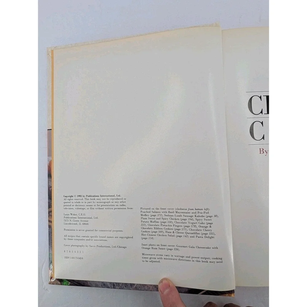 Treasury of Creative Cooking by Consumer Guide Editors (Hardcover)